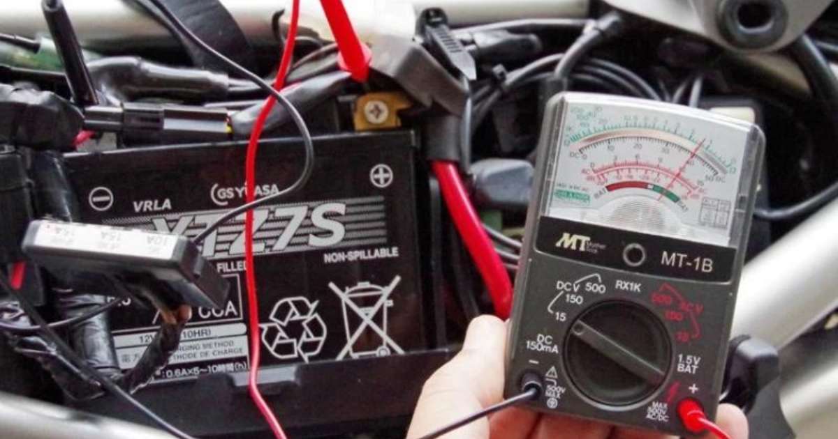 Dịch vụ cứu hộ xe hết bình ắc quy 24/24 2 Dịch vụ cứu hộ xe hết bình ắc quy 24/24